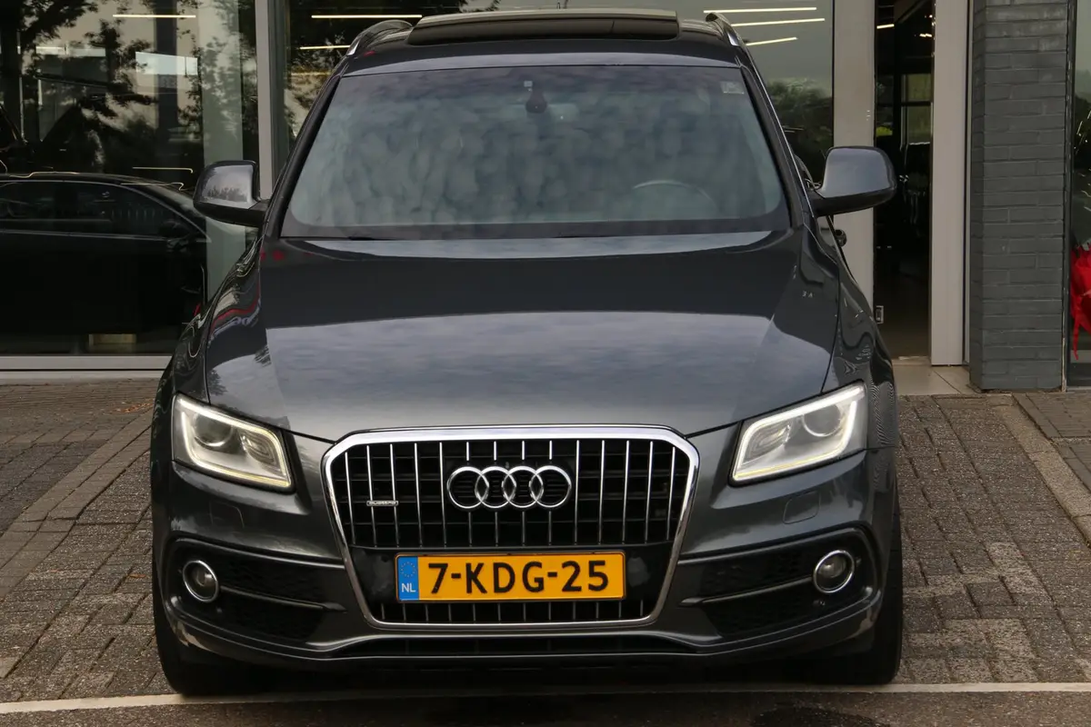 Audi Q5 3.0 TFSI quattro S Edition PANO-DAK: foto 2