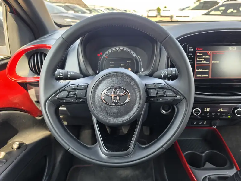 Toyota Aygo X 1.0 VVT-i MT Pulse 2023 leasen bij DreamLease: foto 2