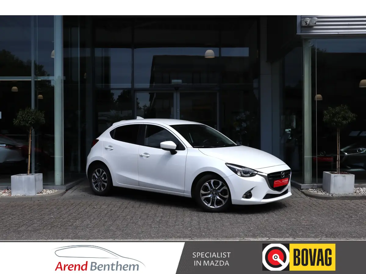 Mazda 2 1.5 Skyactiv-G GT-M Black Suede: foto 1