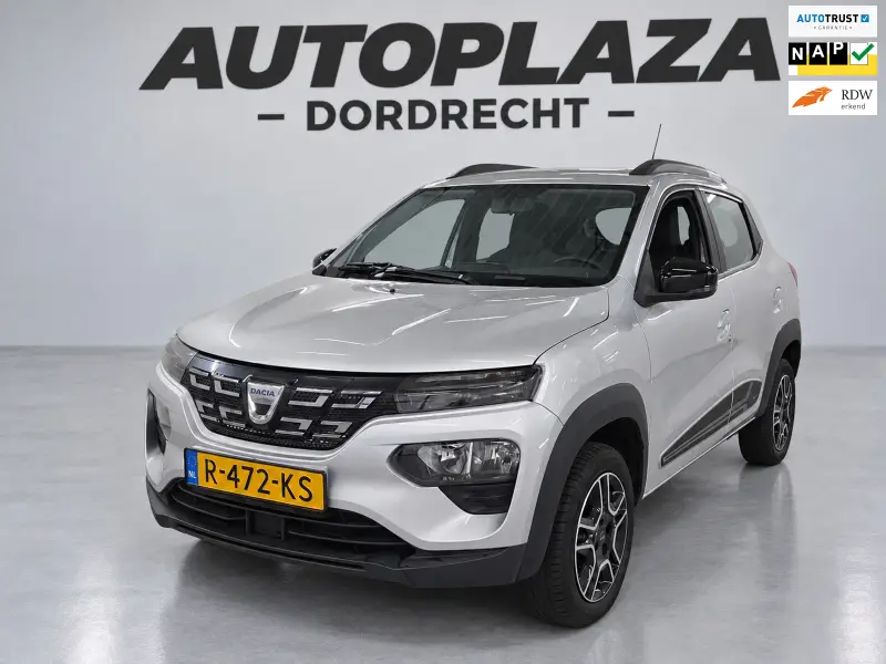Dacia Spring Comfort Plus (Orange Pack) 27 kWh- SOH 89% - achteruitrijcamera - parkeersensoren voor en achter - Carplay 2022 leasen bij DreamLease: foto 1