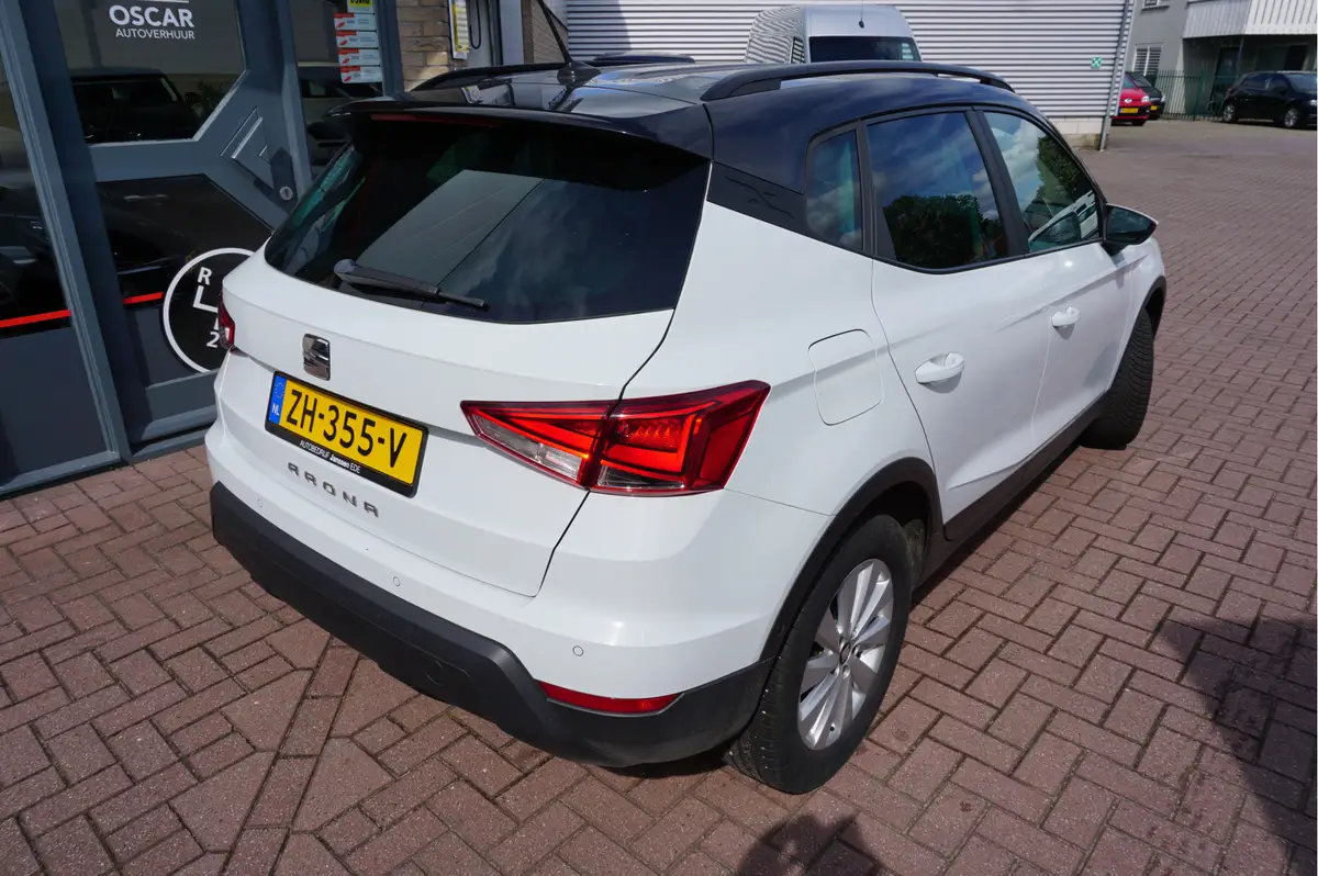 SEAT Arona 1.0 TSI Style Business Intense: foto 2