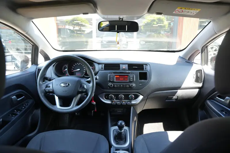 Kia Rio 1.2 CVVT Plus Pack 2014 leasen bij DreamLease: foto 2