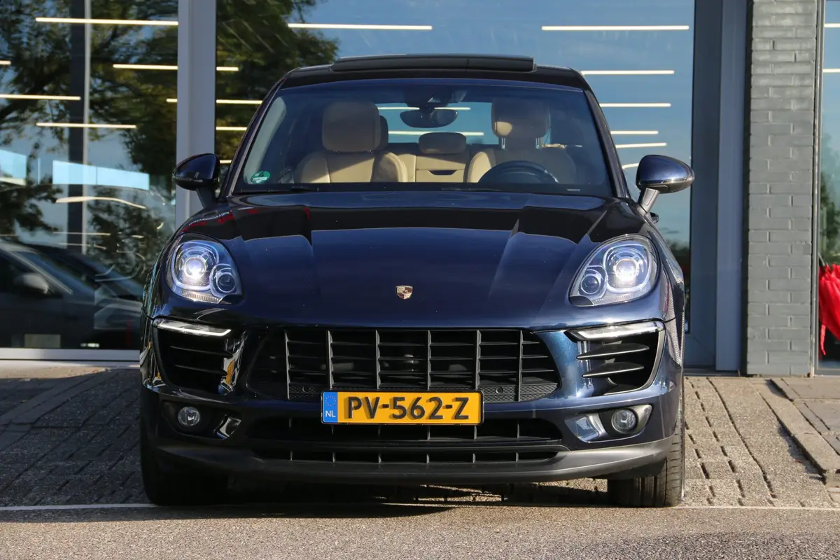 Porsche Macan 2.0: foto 2