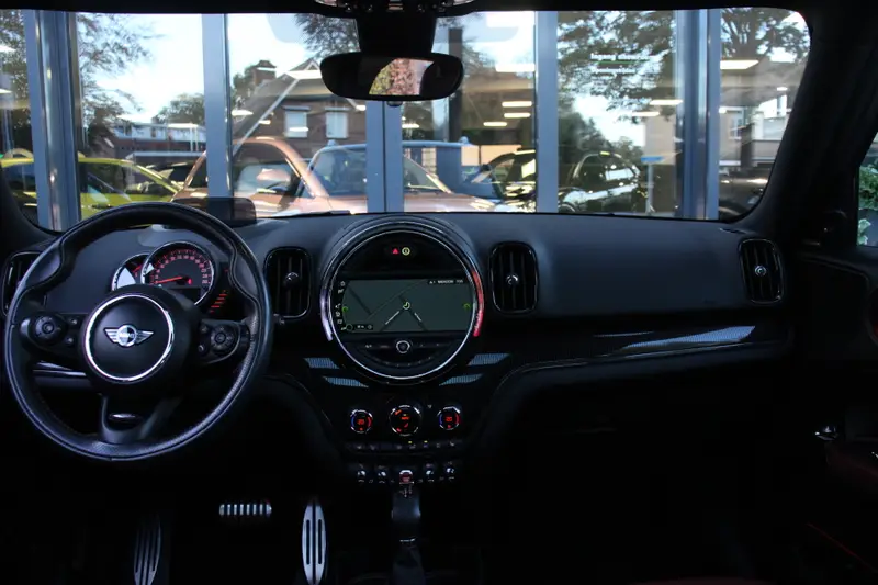 MINI Countryman 2.0 Cooper S ALL4 Chili JCW 2017 leasen bij DreamLease: foto 2
