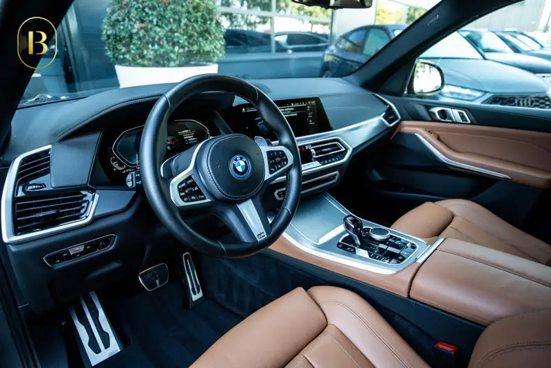 BMW X5 xDrive45e High Executive 2022 leasen bij DreamLease: foto 1