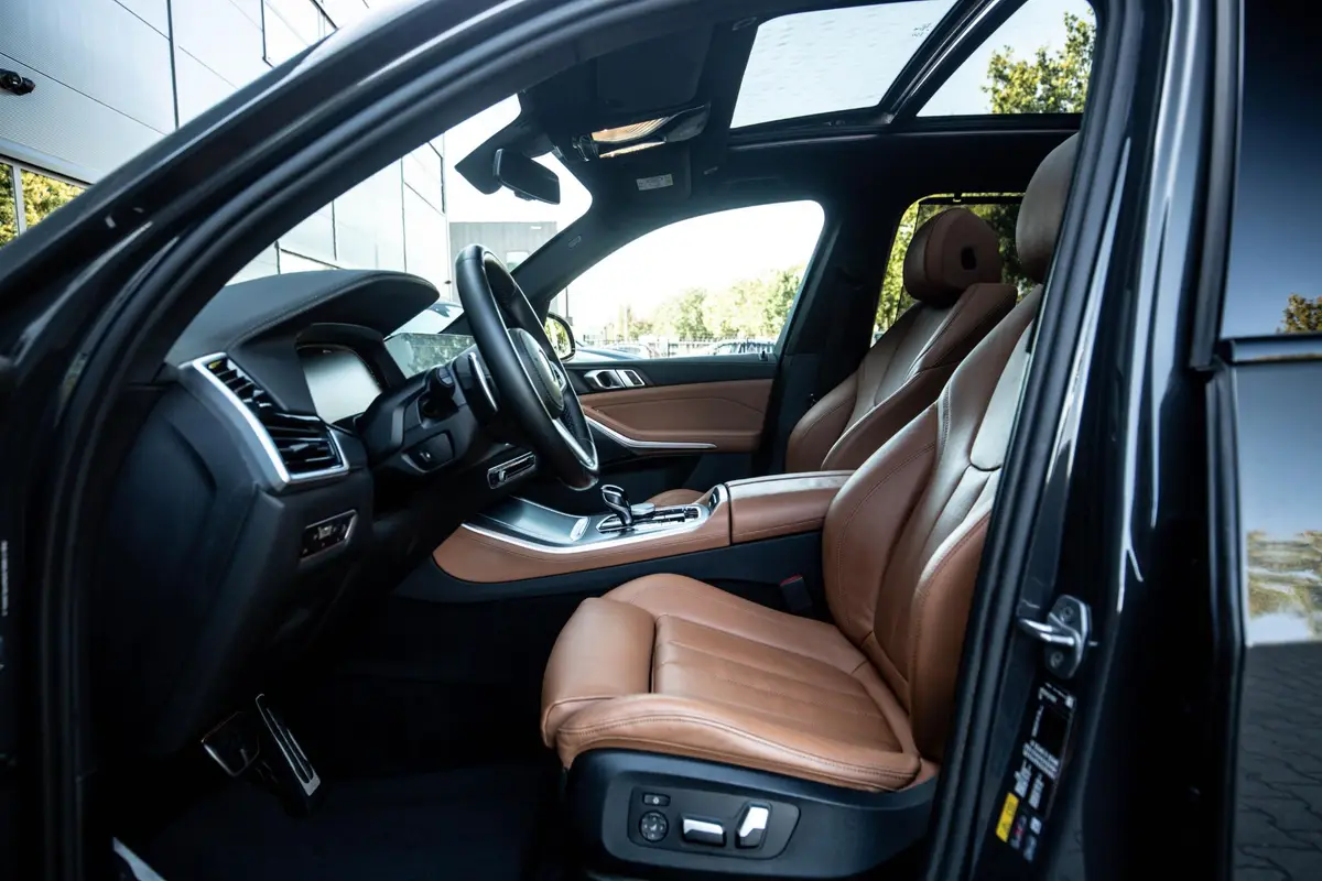 BMW X5 xDrive45e High Executive: foto 2