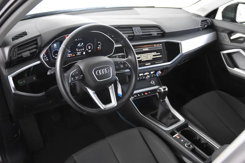 Audi Q3 35 TFSI *1ste Eigenaar*Navigatie*Park assist*Carplay* 2022 leasen bij DreamLease: foto 2