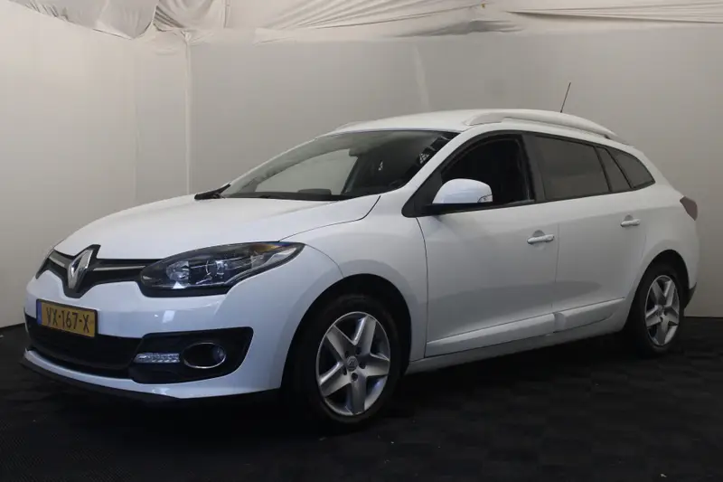 Renault Mégane 1.5 dCi Expression S&S 2016 leasen bij DreamLease: foto 1