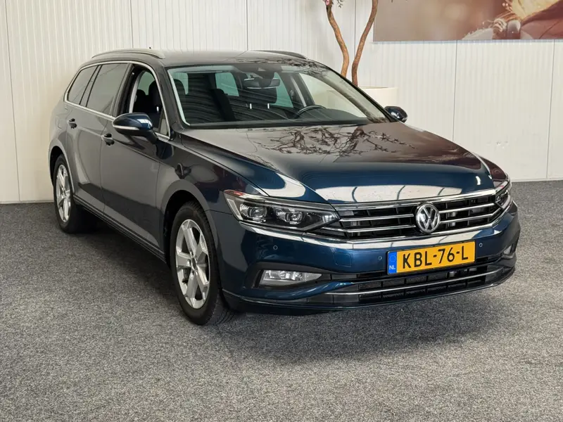 Volkswagen Passat VARIANT 1.5 TSI COMFORTLINE 2020 leasen bij DreamLease: foto 2