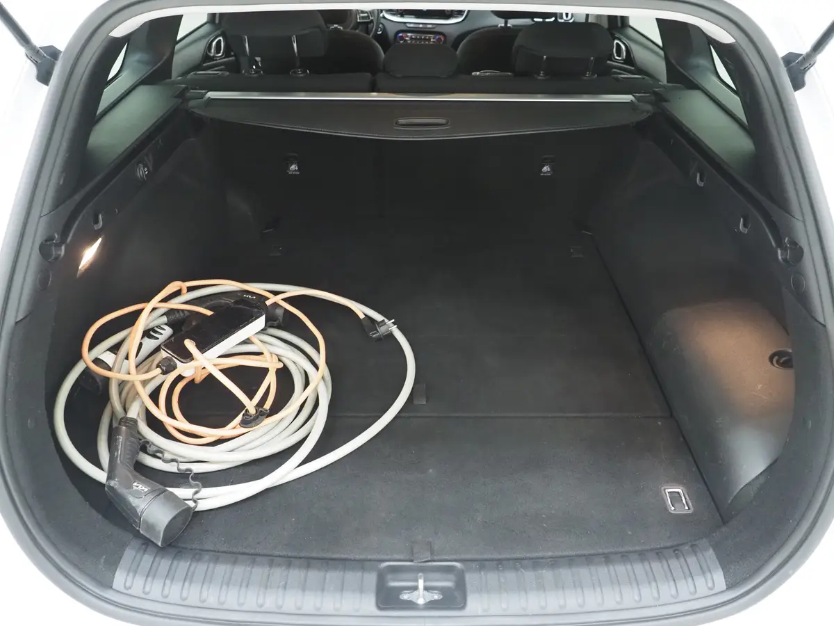 Kia Ceed Sportswagon 1.6 GDI PHEV DynamicLine: foto 35