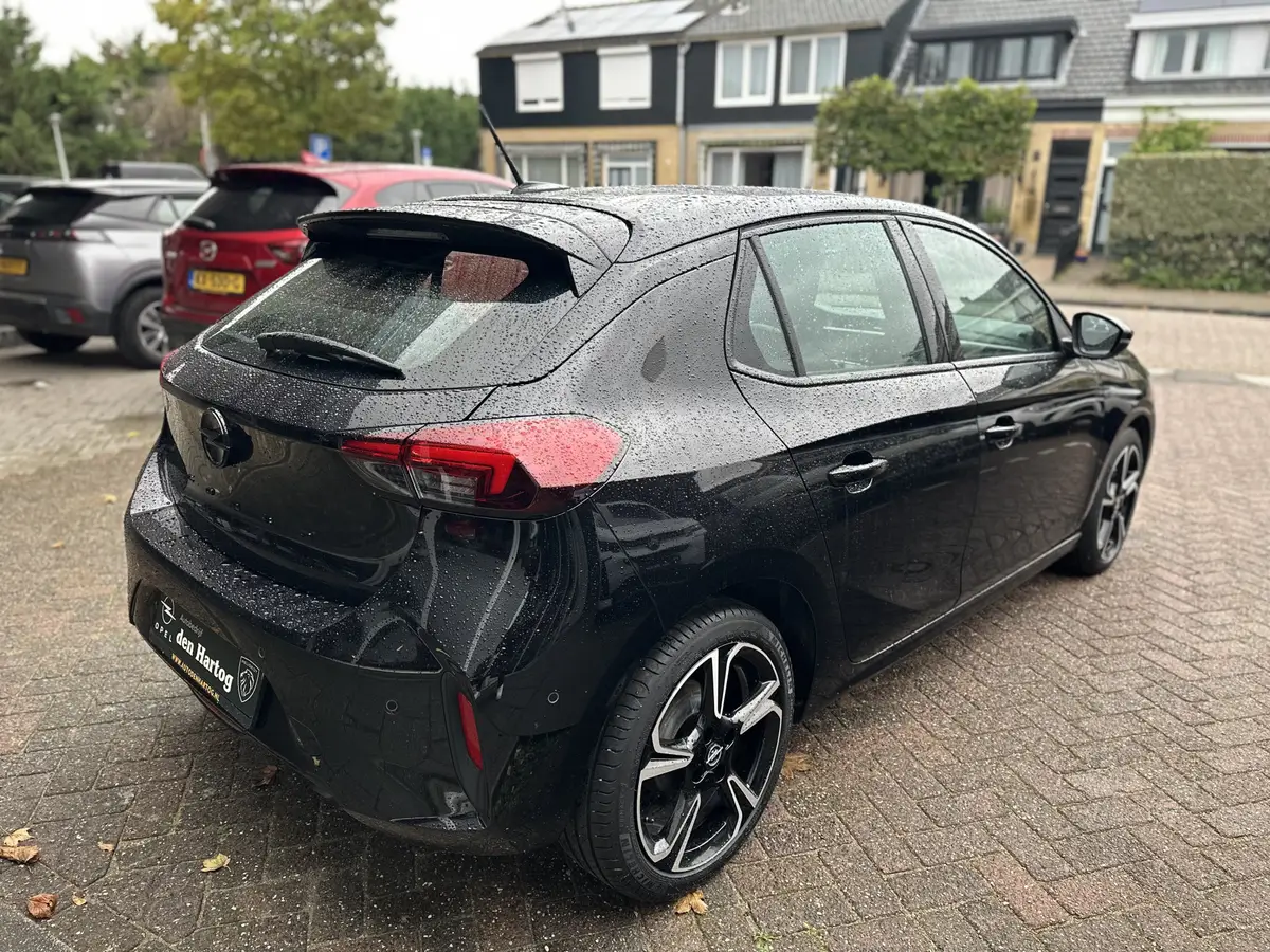 Opel Corsa 1.2 GS: foto 2