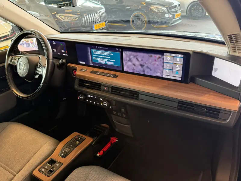 Honda e Advance 100% Elektrisch | Panoramadak | Nederlands geleverd | Adaptieve cruise control | Stoel+Stuurverwarming | Achteruitrijcamera | Apple carplay 2020 leasen bij DreamLease: foto 2