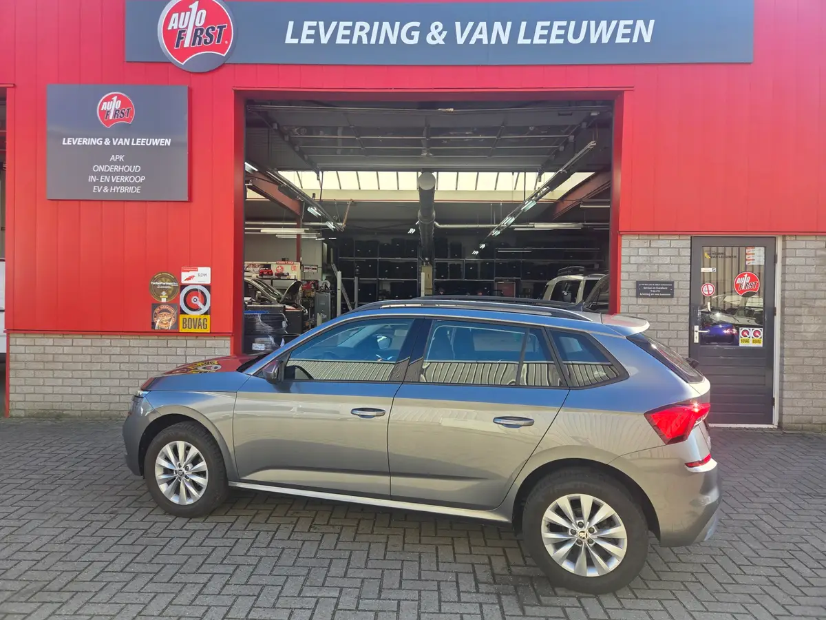 Škoda Kamiq 1.5 TSI Automaat/ Wegklapbare trekhaak/ Android auto- Apple carplay/ Parkeersesnoren achter/ Rijklaarprijs!: foto 2