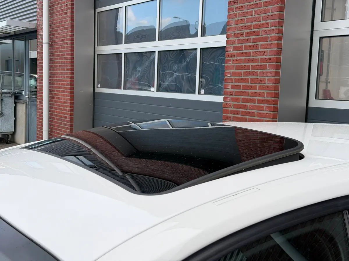 BMW 1 Serie 120i 184PK AUT M-Sport Led Dak Leder Carplay DAB+ PDC: foto 2