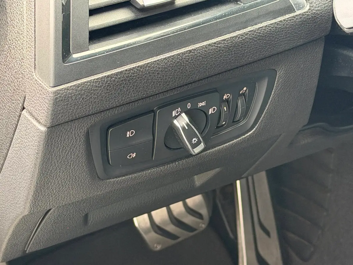 BMW 1 Serie 120i 184PK AUT M-Sport Led Dak Leder Carplay DAB+ PDC: foto 32