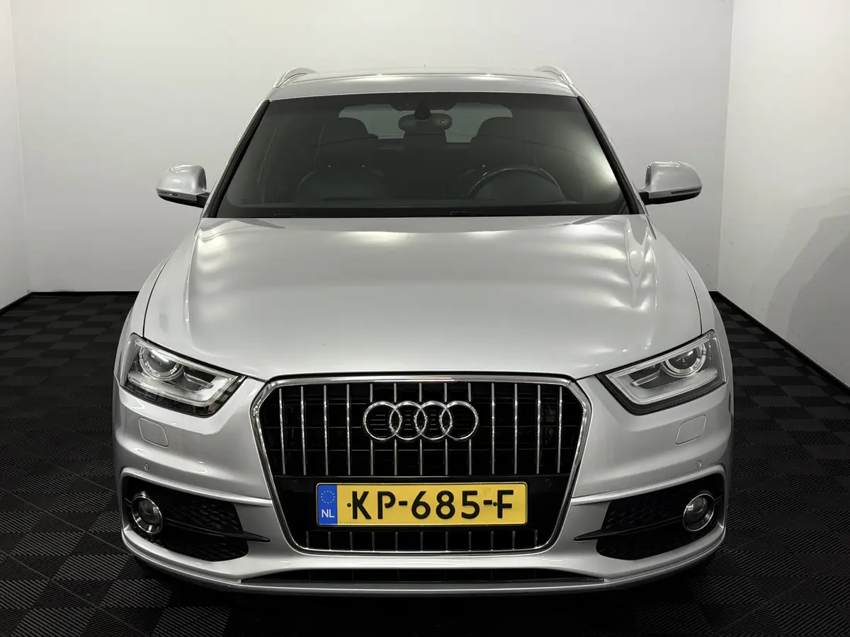 Audi Q3 1.4 TFSI Pro Line S: foto 2