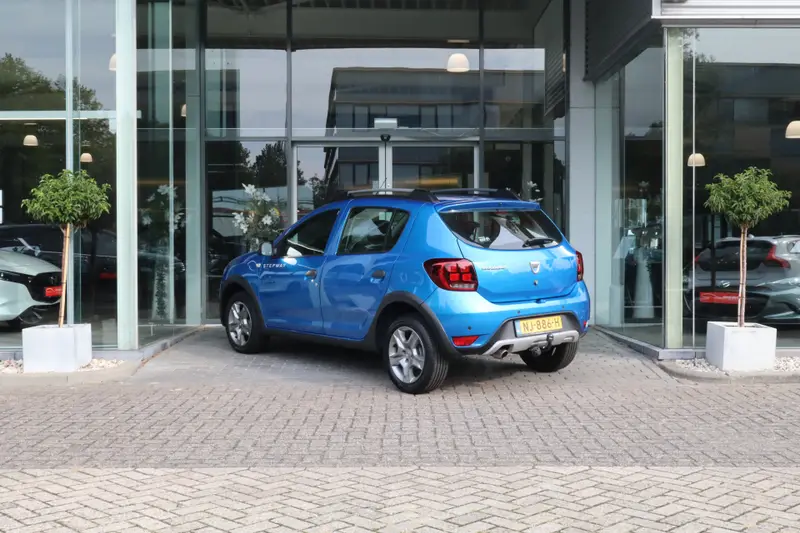 Dacia Sandero Stepway 0.9 TCe SL 2017 leasen bij DreamLease: foto 2