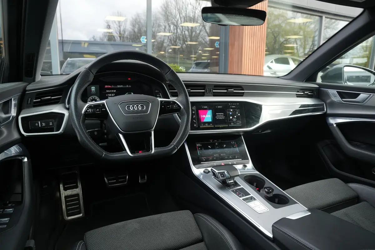 Audi A6 Avant 40 TFSI S edition: foto 2