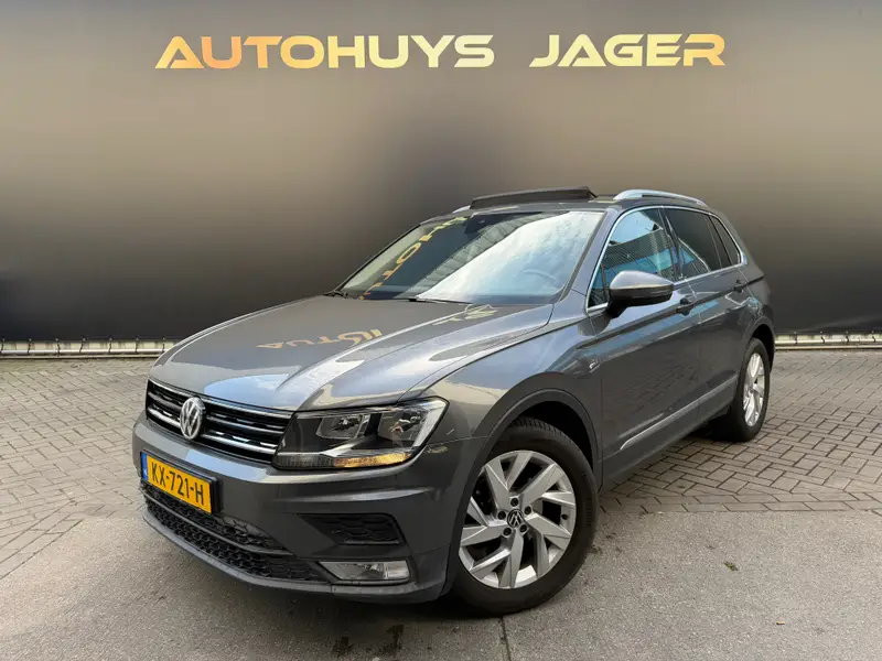 Volkswagen Tiguan 1.4 TSI Connected Series Panoramadak Massage 2017 leasen bij DreamLease: foto 1