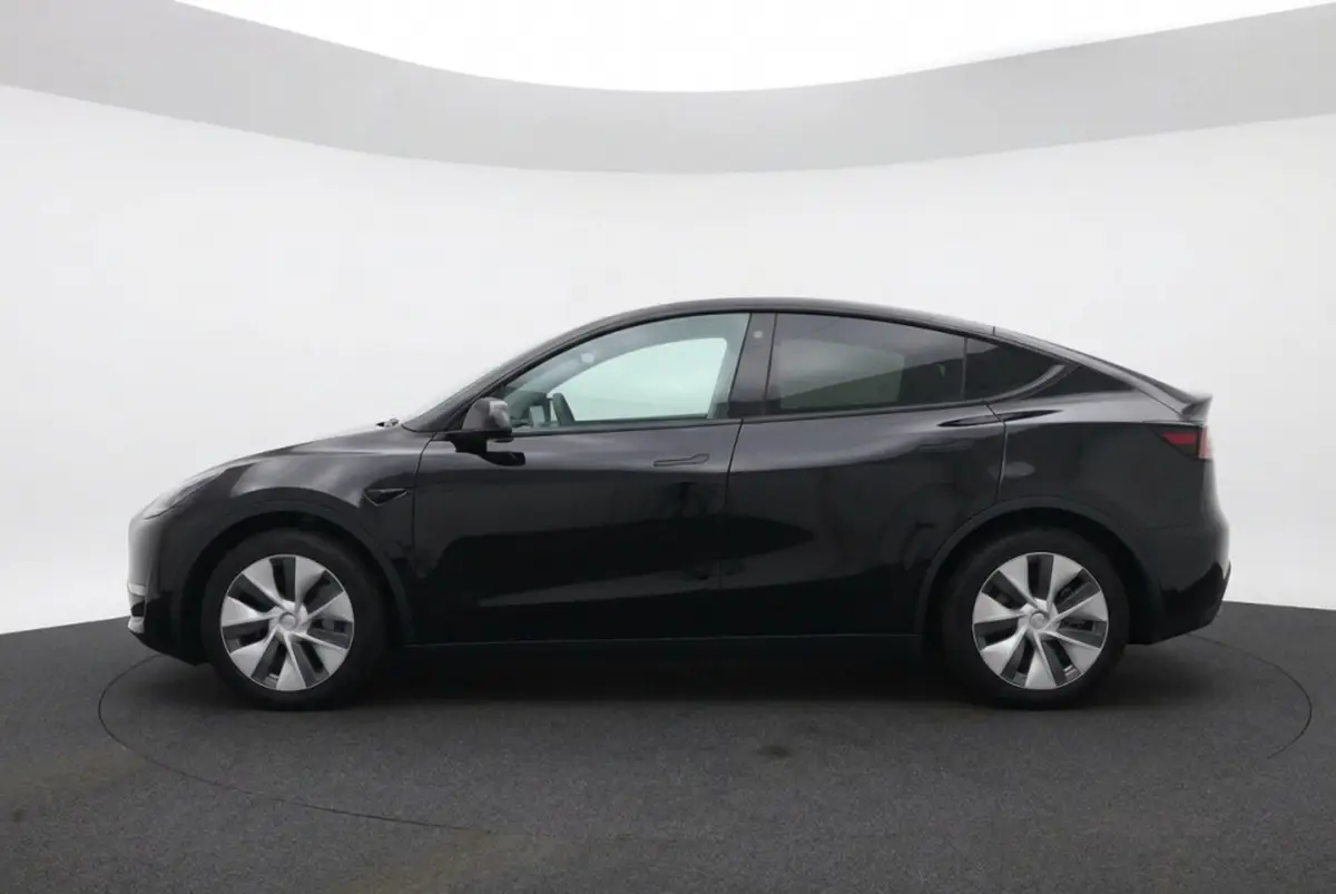 Tesla Model Y Long Range AWD 75kWh 93% SOH FSD3 l Warmtepomp l Trekhaak afneembaar: foto 2