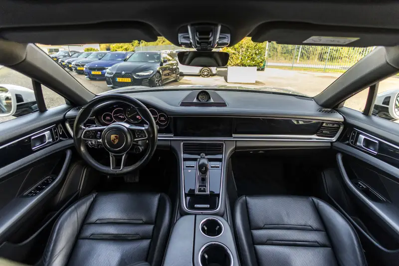 Porsche Panamera 2.9 4 E-Hybrid Sport Chrono 2017 leasen bij DreamLease: foto 2