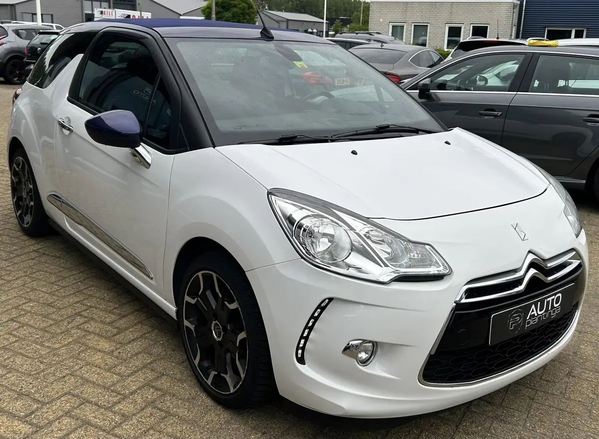 Citroën DS3 Cabrio 1.6 THP Sport Chic: foto 2