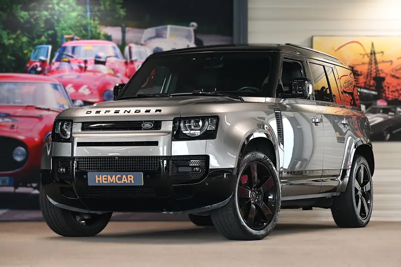 Land Rover Defender 110 2.0 P400e 110 X-Dynamic HSE 2024 leasen bij DreamLease: foto 1