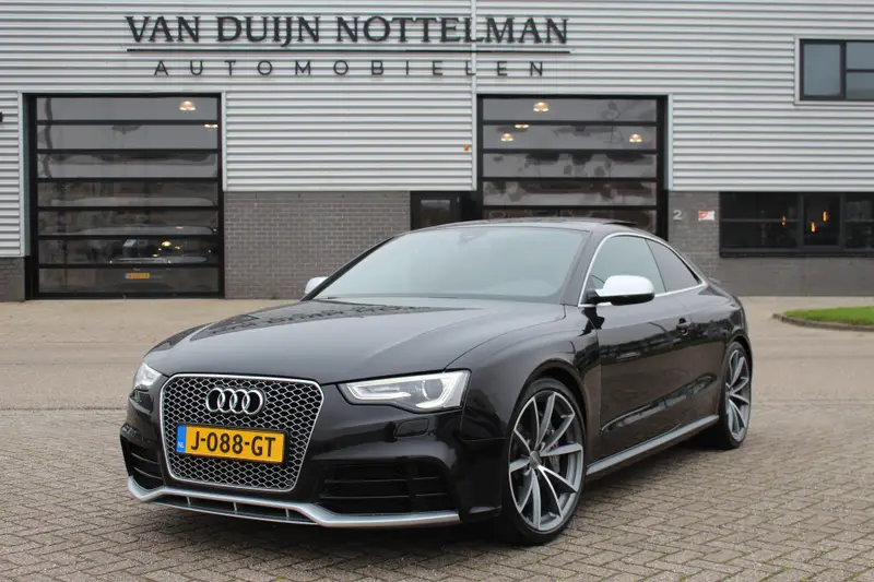 Audi RS5 Coupé 4.2 FSI Quattro 2013 leasen bij DreamLease: foto 1