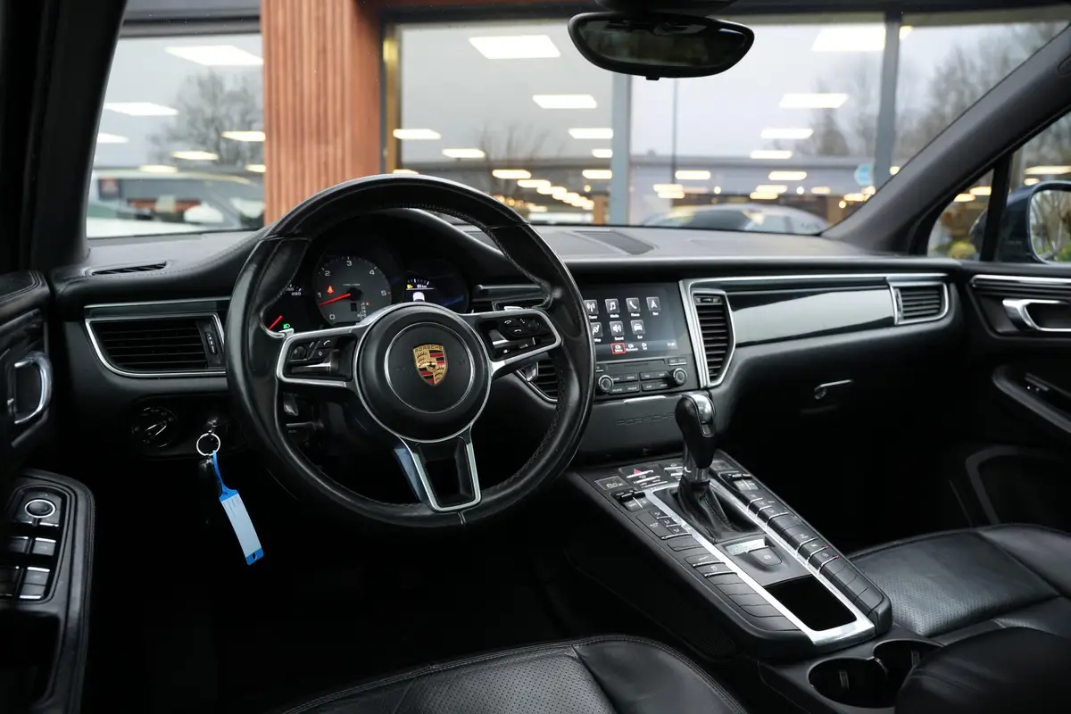 Porsche Macan 3.0 D S: foto 2