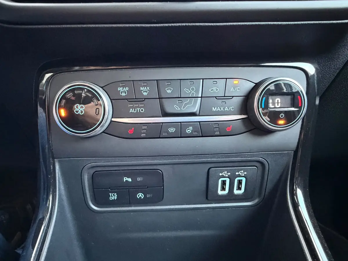Ford EcoSport 1.0 EcoBoost ST-Line,Vewarmde Stoelen+stuur,Apple Carplay,Navigatie,Camera, Cruise Control: foto 25