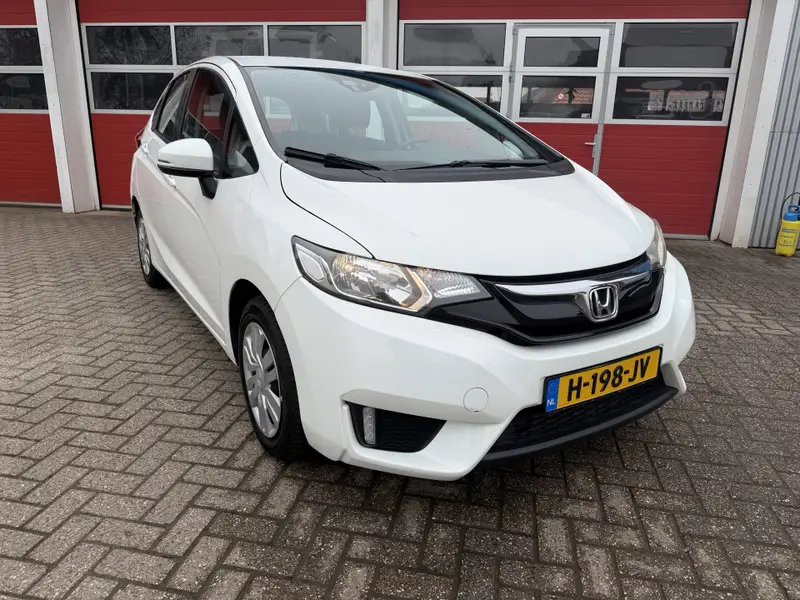 Honda Jazz 1.3 i-VTEC 102 PK | Trend | Airco | 2018 leasen bij DreamLease: foto 1