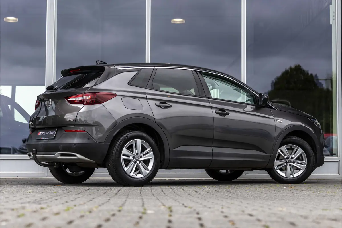 Opel Grandland X 1.2 Turbo Business Executive: foto 2
