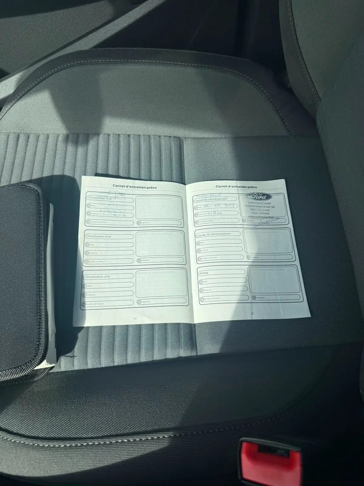 Ford C-MAX 1.0 Titanium | Sensoren | Airco | Navigatie: foto 22