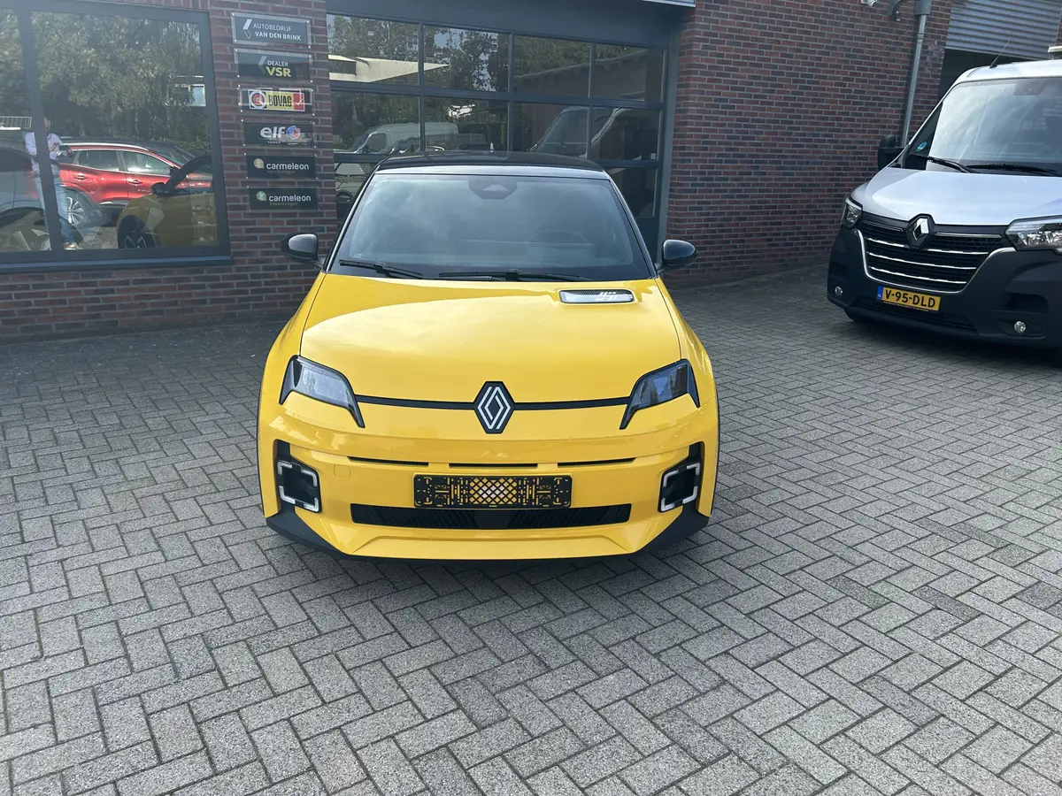 Renault 5 comfort range techno 52 kWh: foto 2
