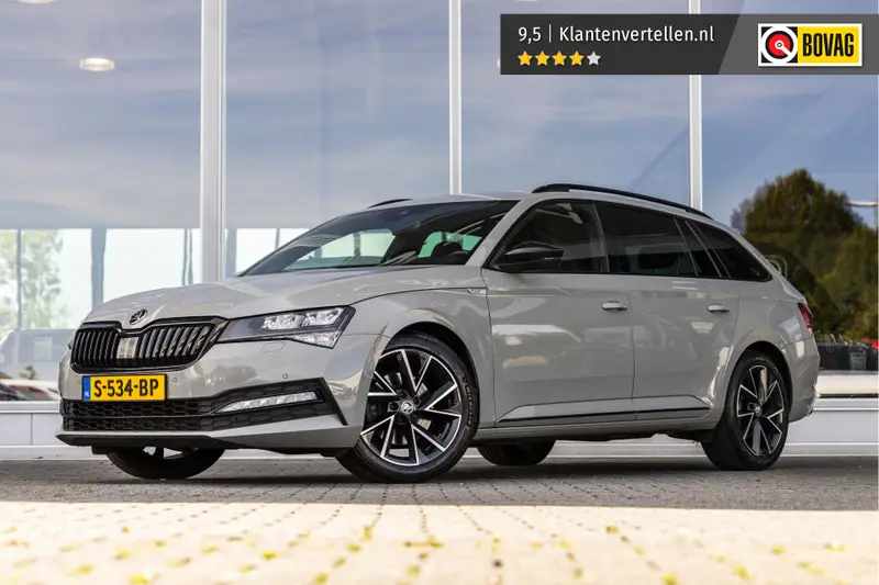 Škoda Superb Combi 1.5 TSI ACT Sportline 2023 leasen bij DreamLease: foto 1