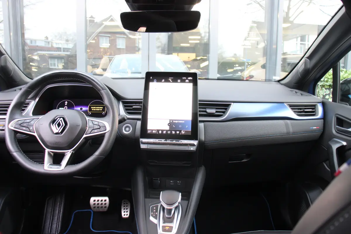 Renault Captur 1.6 E-Tech full hybrid 145 esprit Alpine: foto 2