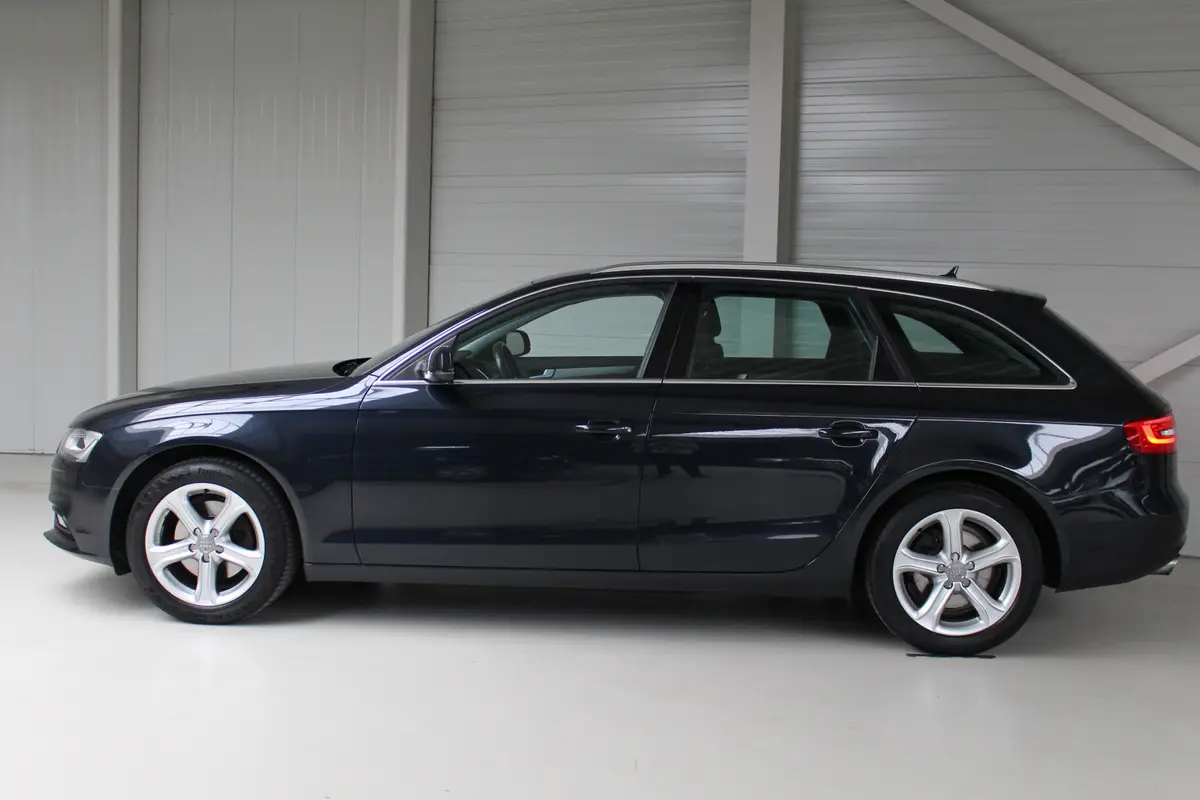 Audi A4 Avant 1.8 TFSI Business Edition Automaat: foto 2