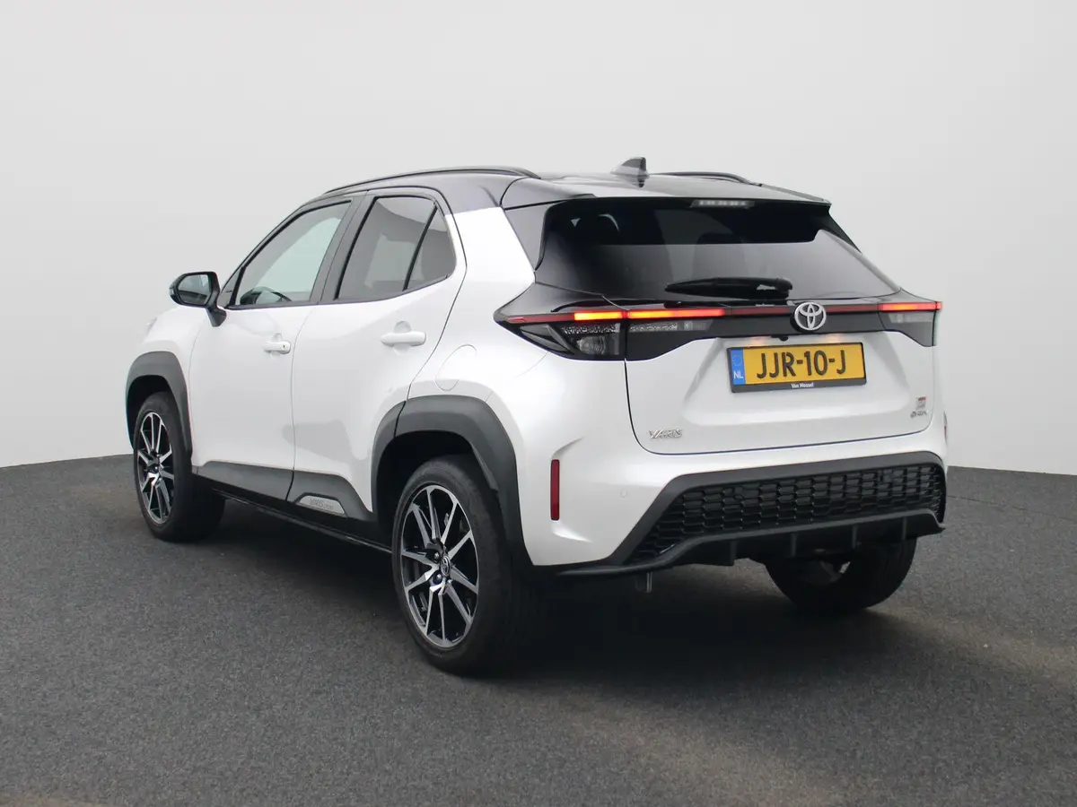 Toyota Yaris Cross 1.5 Hybrid 130 Launch Edition: foto 2