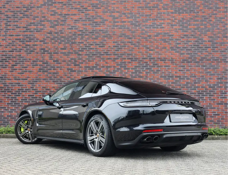 Porsche Panamera 2.9 4 E-Hybrid Platinum Edition 2022 leasen bij DreamLease: foto 2
