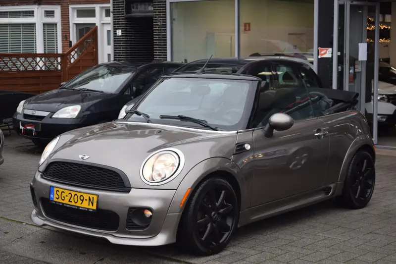 MINI Cooper Cabrio Mini 1.6 John Works Uitvoering 2013 leasen bij DreamLease: foto 2