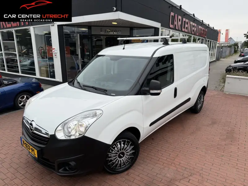 Opel Combo 1.3 CDTi L2H1 Edit. airco trekhaak cruise control 2018 leasen bij DreamLease: foto 1