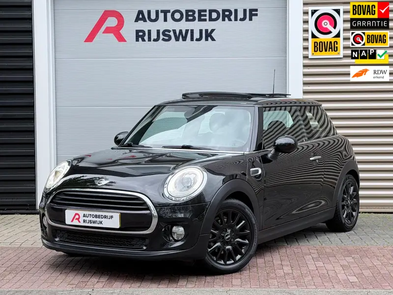 MINI 3-Deurs 1.5 Cooper Chili Business Pano/Xenon/Navi 2018 leasen bij DreamLease: foto 1
