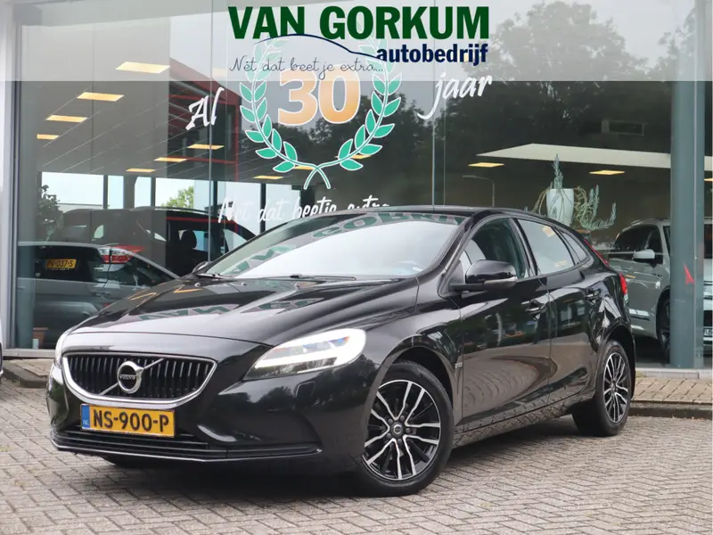 Volvo V40 2.0 D2 Nordic+ 2017 leasen bij DreamLease: foto 1