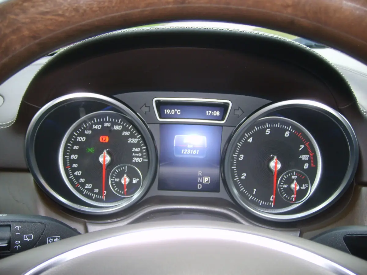Mercedes-Benz GLE 500 4MATIC V 8: foto 19