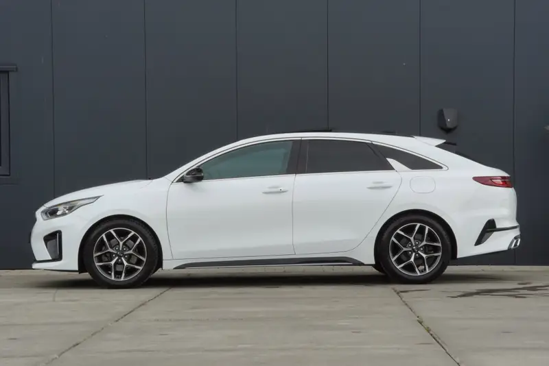 Kia ProCeed 1.0 T-GDI GT-PlusLine 2021 Stoel|Stuur verwarming Carplay Pano Navi Clima Airco Elekt. koffer Cruise control Dodehoek 2021 leasen bij DreamLease: foto 2