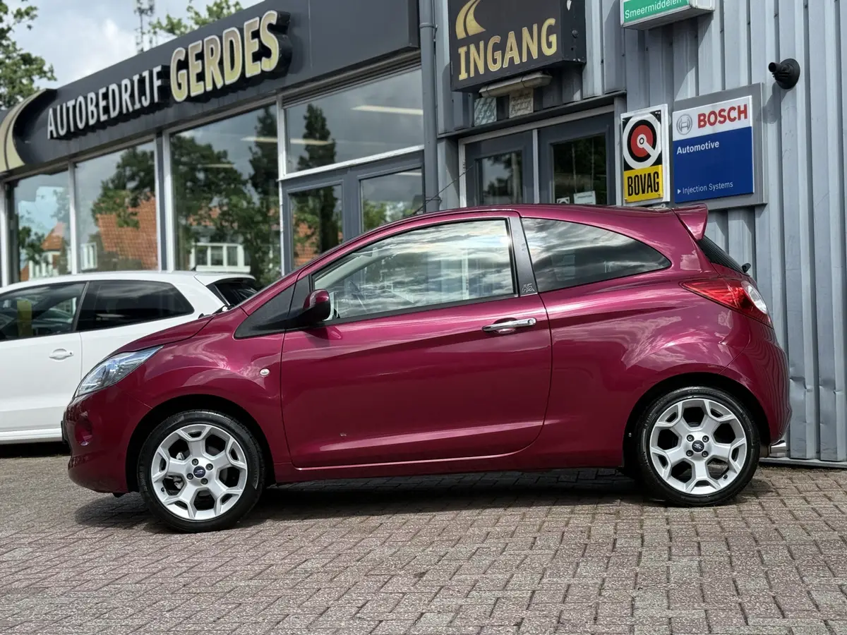 Ford Ka Ka. 1.2 Titanium X: foto 2
