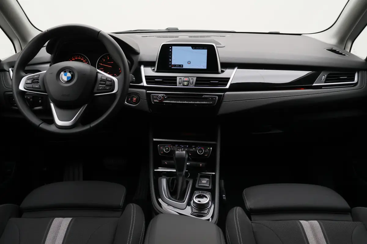 BMW 2 Serie Active Tourer 218i Corporate Lease Executive: foto 2
