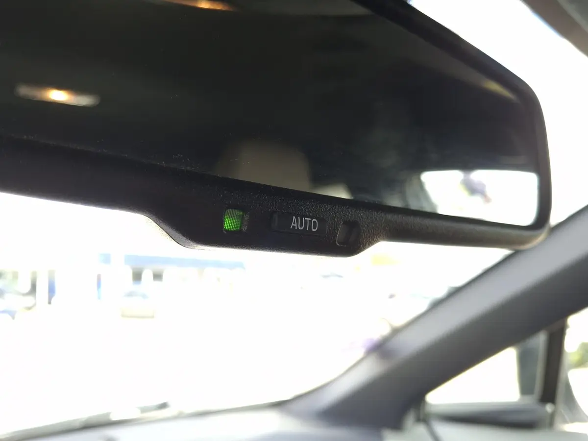 Toyota C-HR 2.0 Hybrid Executive: foto 42