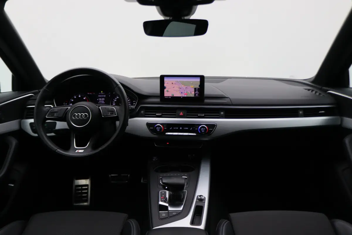 Audi A4 Avant 35 TFSI Sport S line edition: foto 2