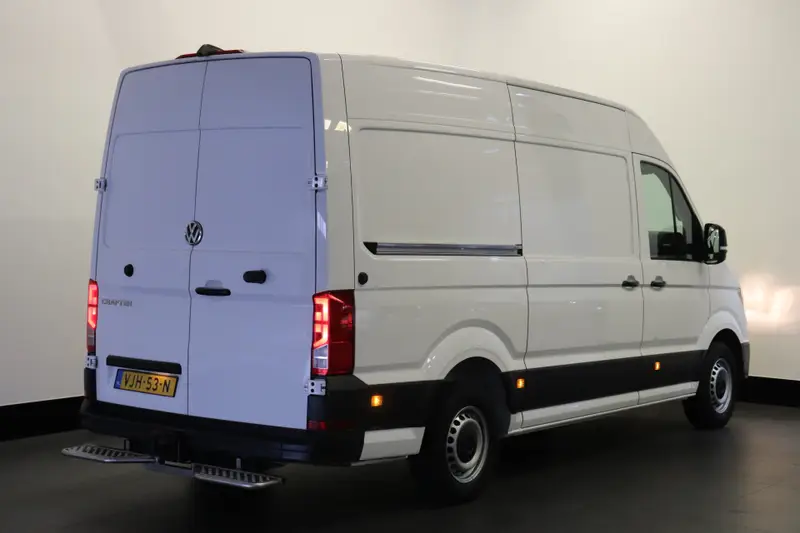 Volkswagen Crafter 2.0 TDI 140PK L3H3 EURO 6 2021 leasen bij DreamLease: foto 2